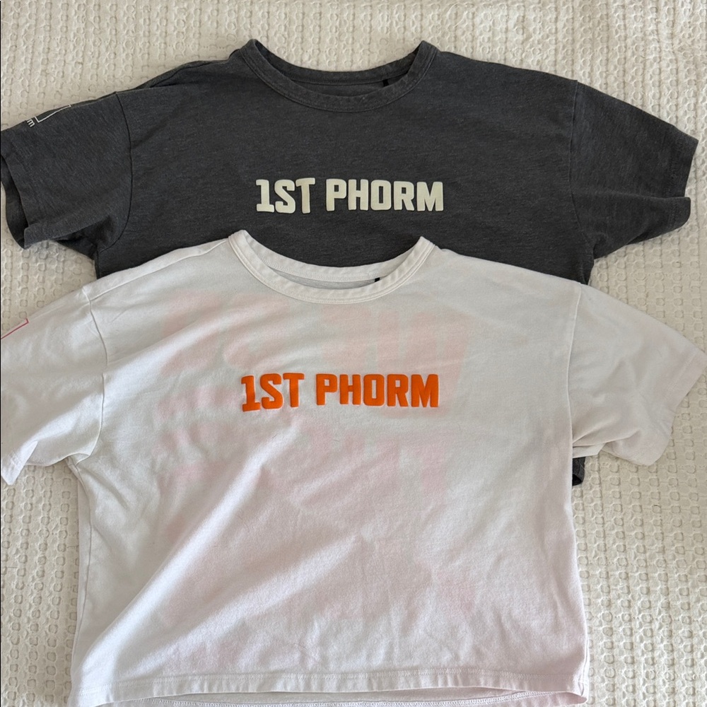 1st Phorm Graphic cropped tees (2)